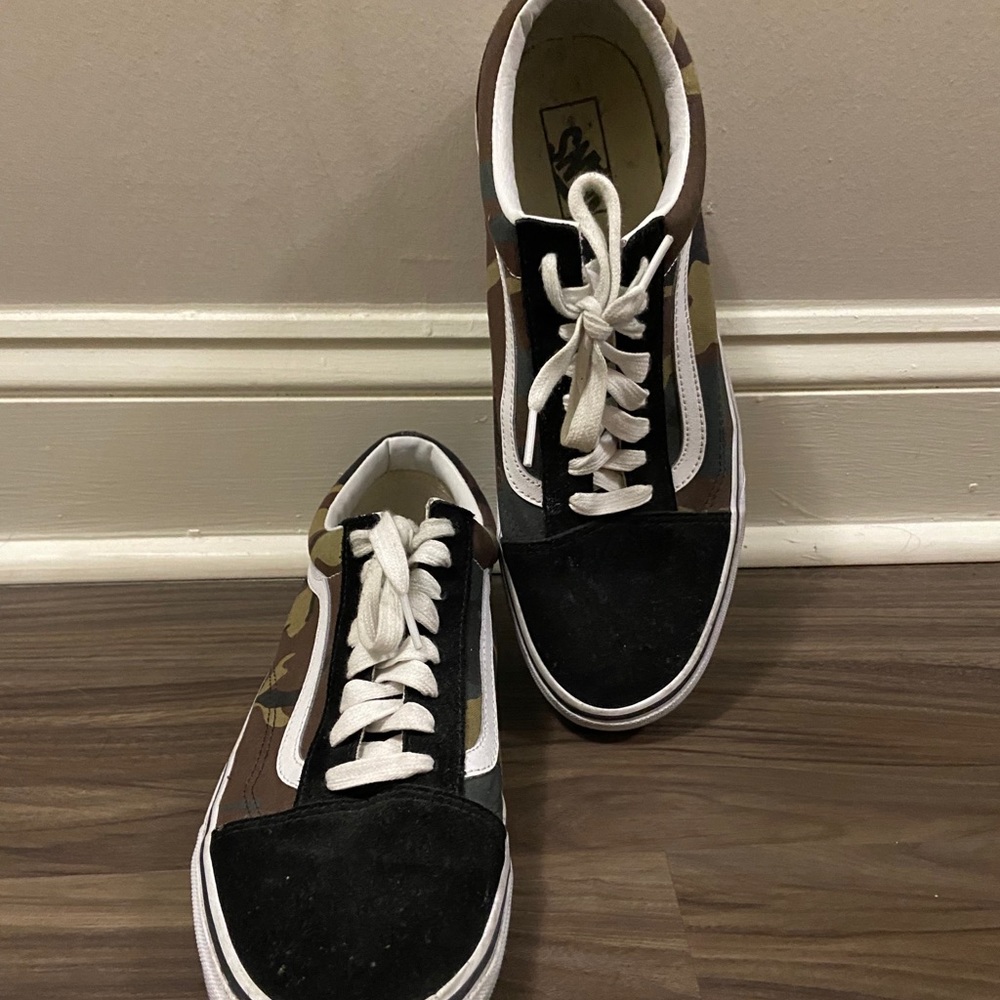 Camouflage vans old skool